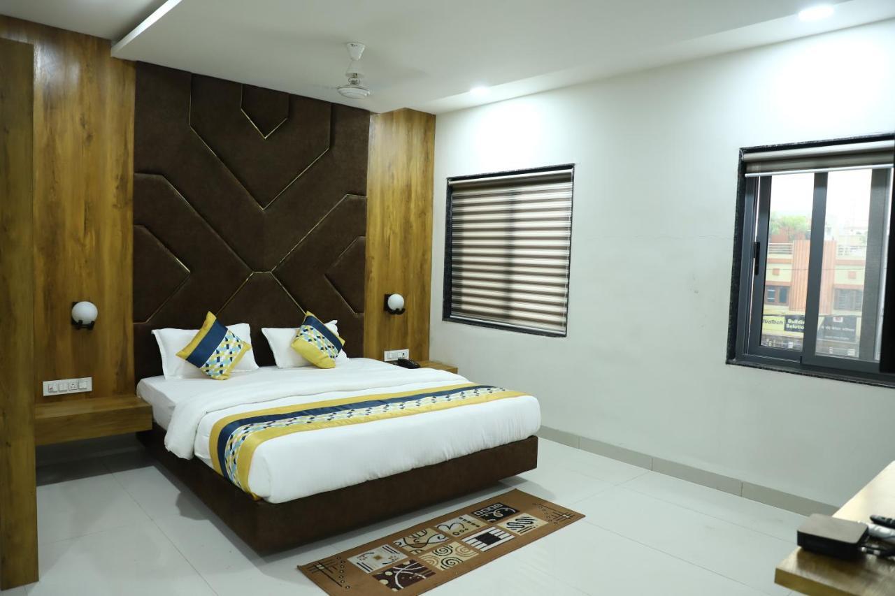 Khandwa Hotel Singhnature מראה חיצוני תמונה