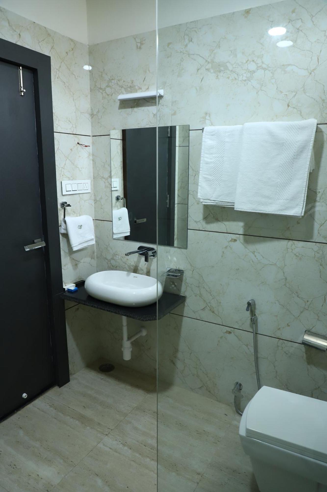 Khandwa Hotel Singhnature מראה חיצוני תמונה
