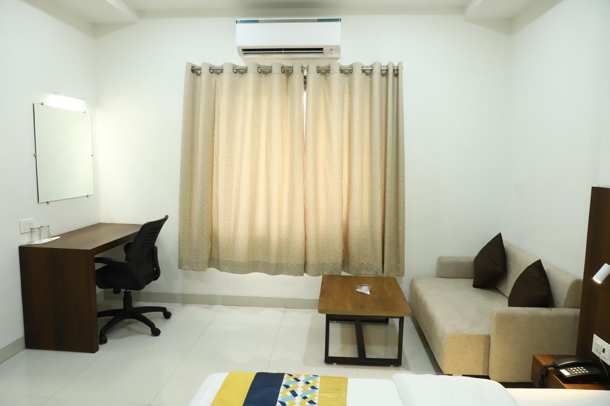 Khandwa Hotel Singhnature מראה חיצוני תמונה