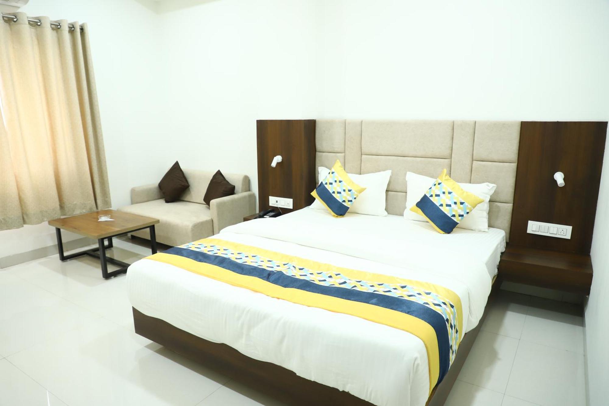 Khandwa Hotel Singhnature מראה חיצוני תמונה