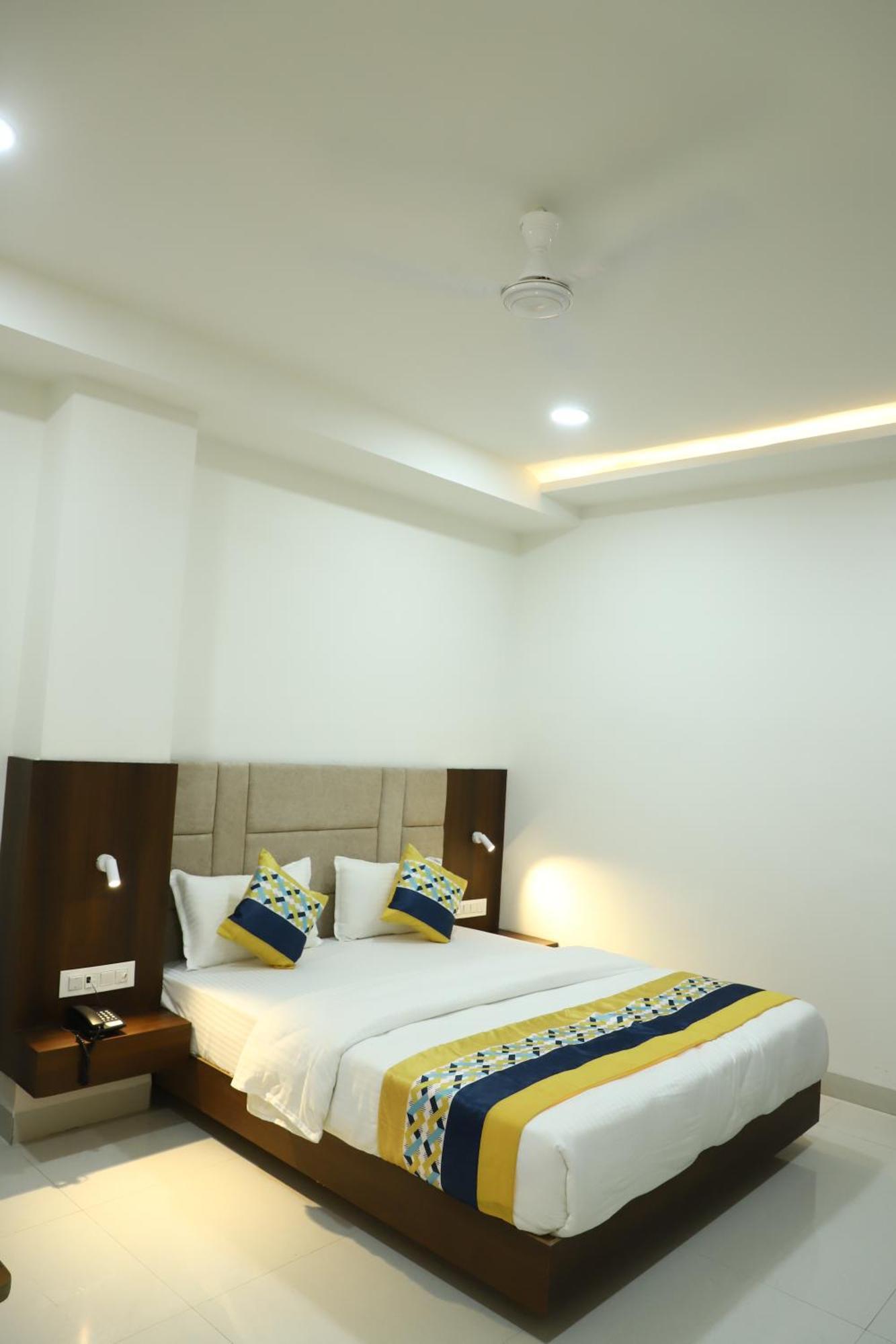 Khandwa Hotel Singhnature מראה חיצוני תמונה