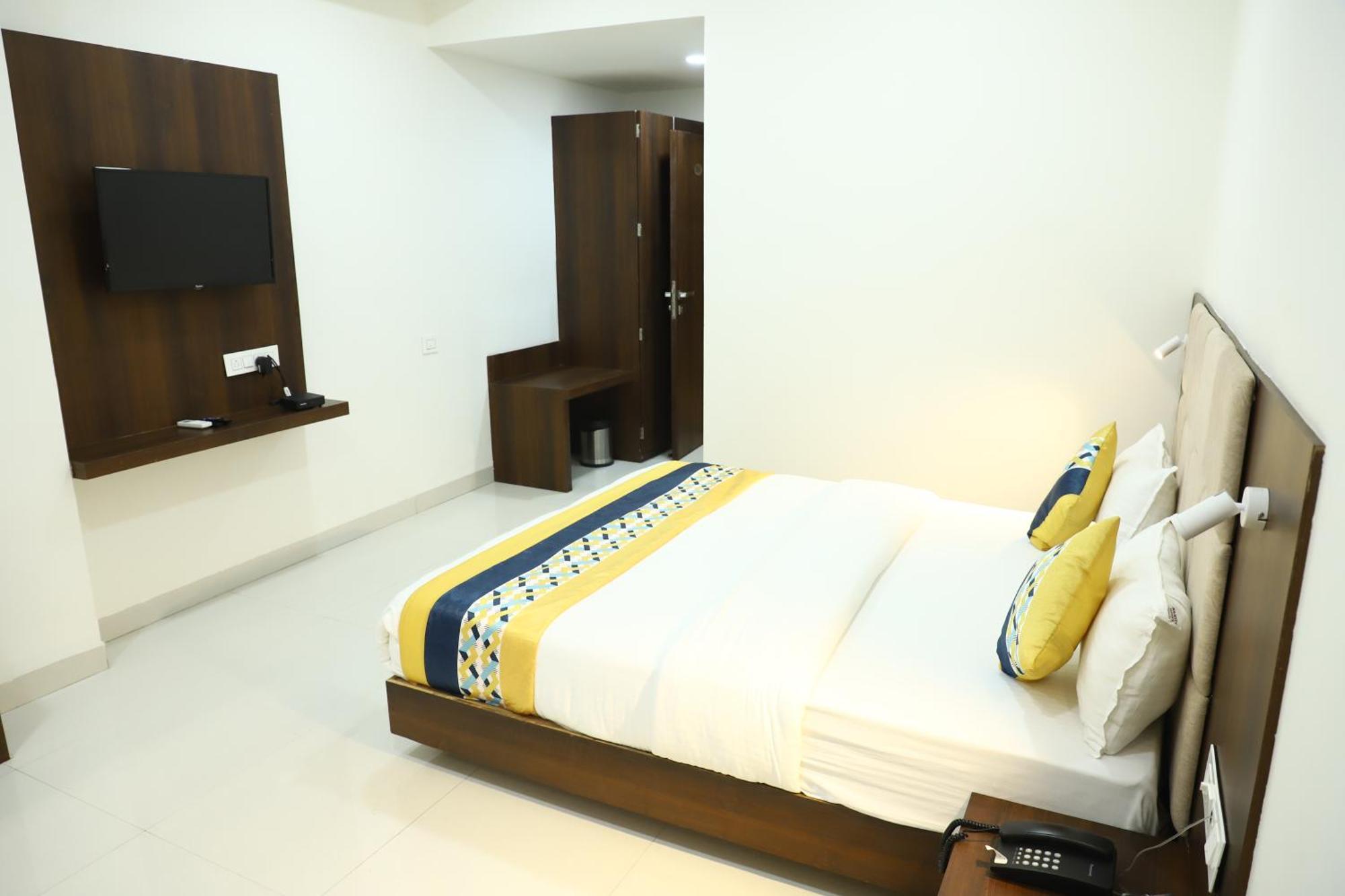 Khandwa Hotel Singhnature מראה חיצוני תמונה